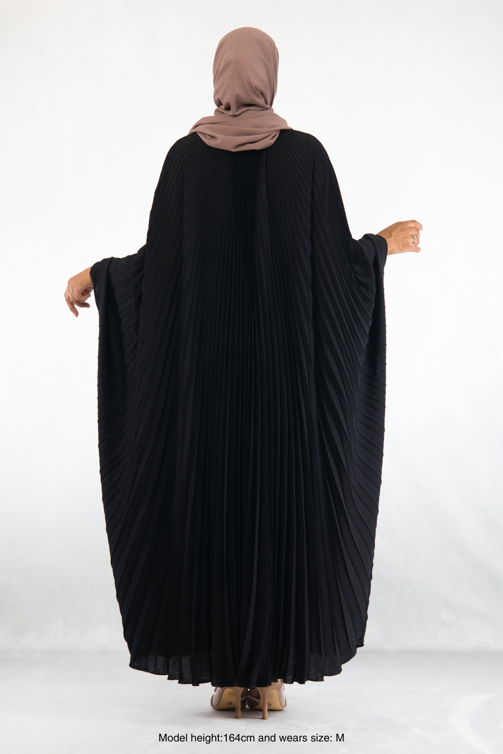Elyana Pleated Abaya Black